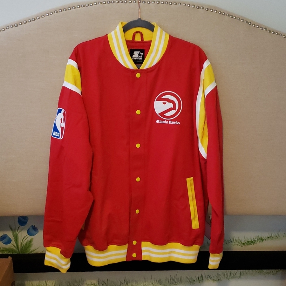 Atlanta Hawks Starter Jacket - Sz. XL
